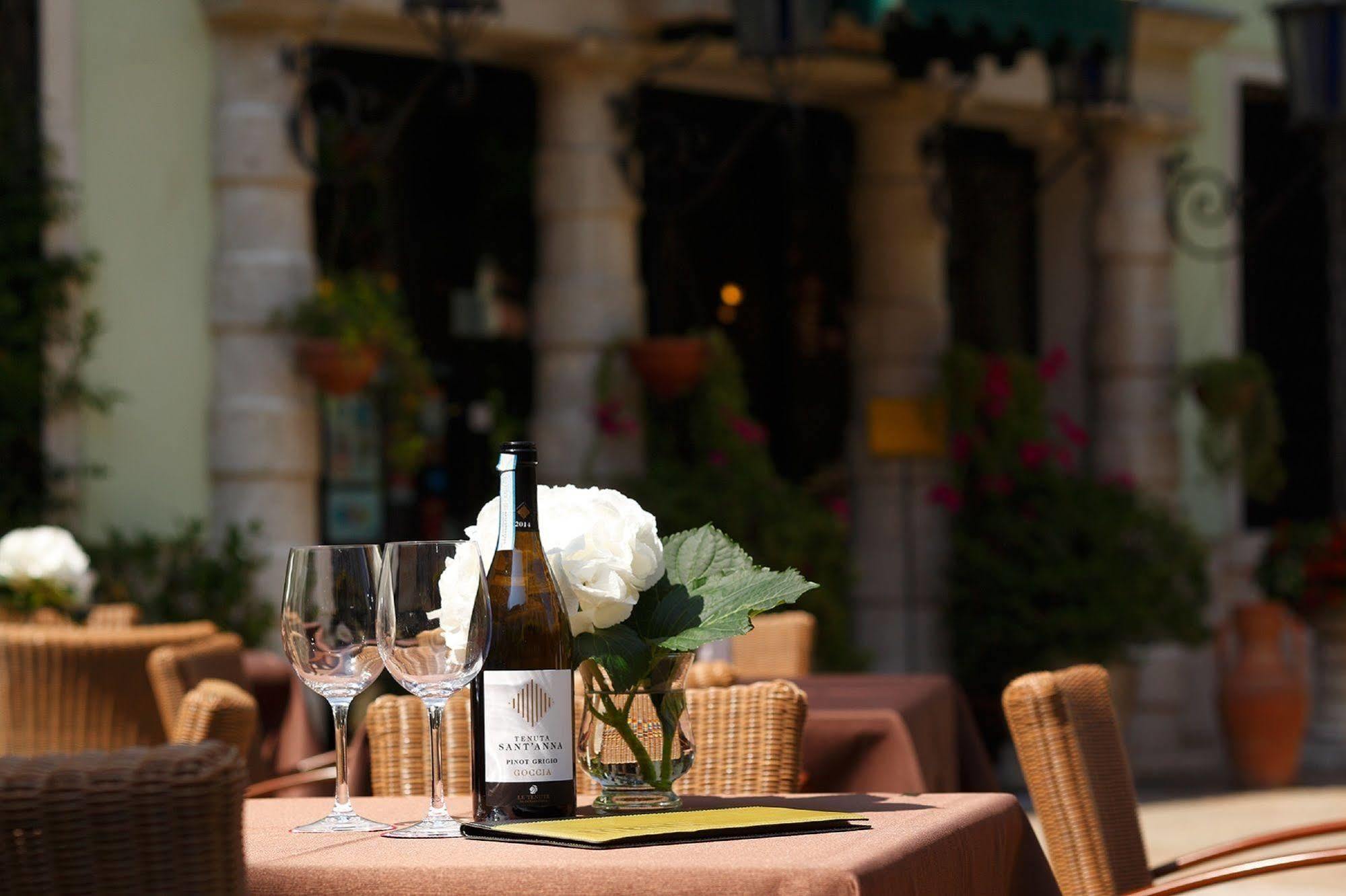Accademia - Maravege Hotel Venecia